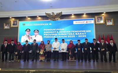 Pengukuhan Dewan Pendidikan Sumatera Barat oleh Gubernur Sumatera Barat Wujudkan Pendidikan Berkualitas melalui Aspirasi Masyarakat